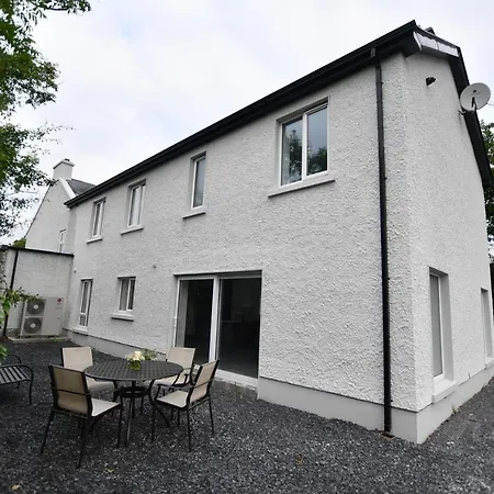 Kiernan's Self Catering & Bed & Breakfast Legan